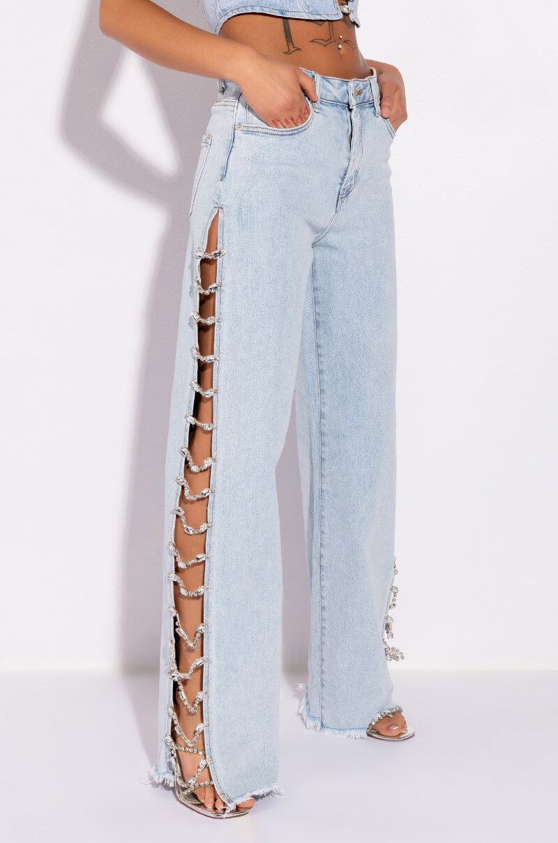 COVERED IN DIAMONDS RELAXED JEANS