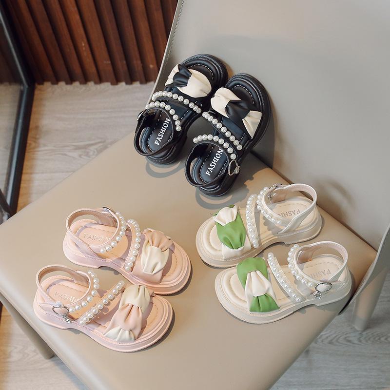 Pearl sandals