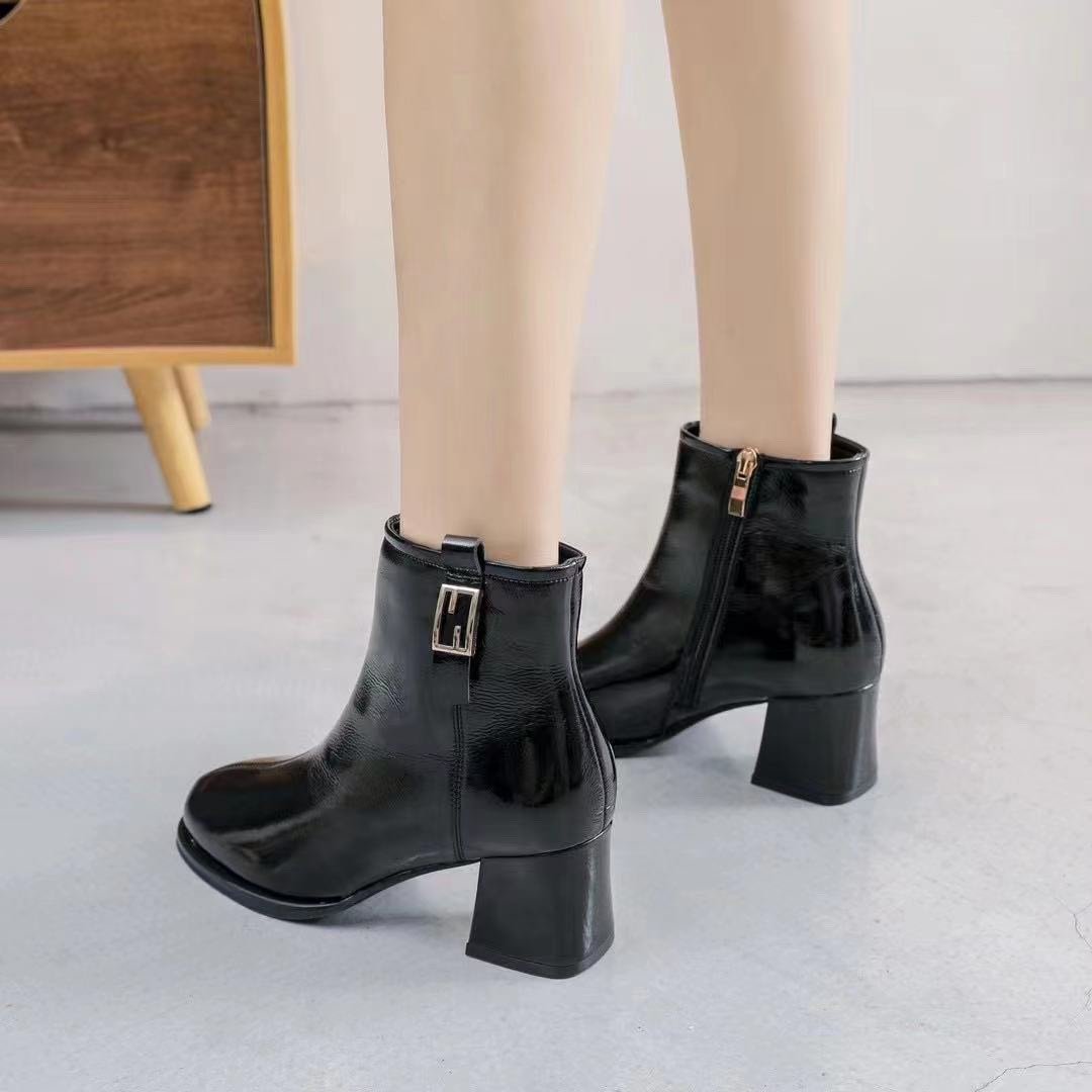 Fashion thick heel leather ankle boots