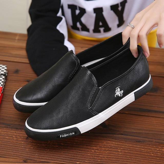 Casual Shoes Men Comfortable PU Leather Mens Loafers Handmade Design Flats Sneakers