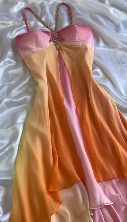 Dreamy Vintage Sunset Rhinestone Prom Dress 🌅✨