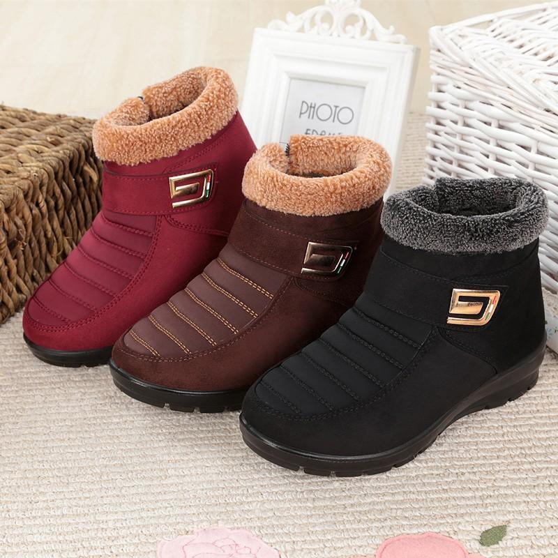 FLAT HEEL SNOW BOOTS