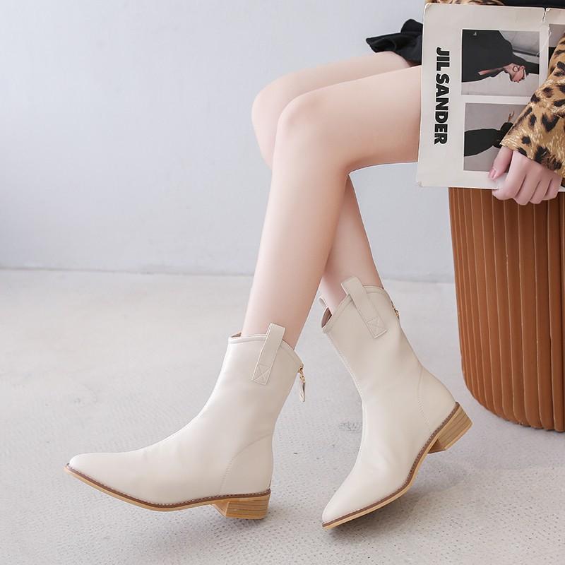 Pointed back zip mid-heel boots