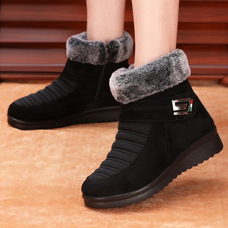 FLAT HEEL SNOW BOOTS