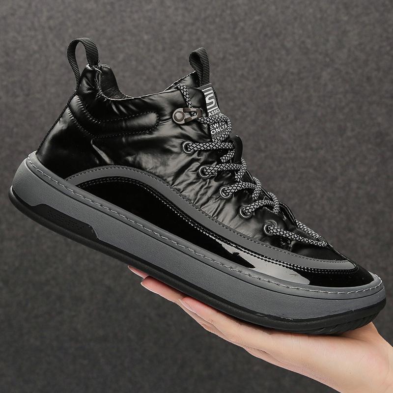 Waterproof non-slip mid-top shoes