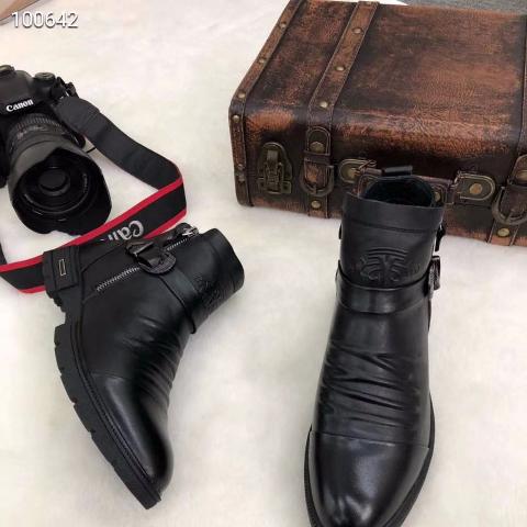 Hand Embossed Zipper Martin Boots