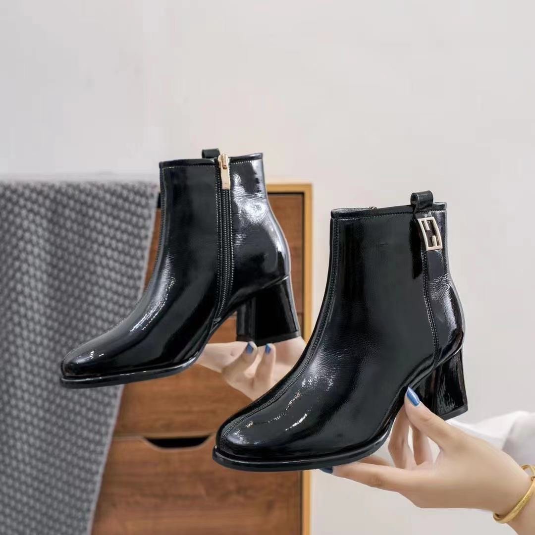 Fashion thick heel leather ankle boots